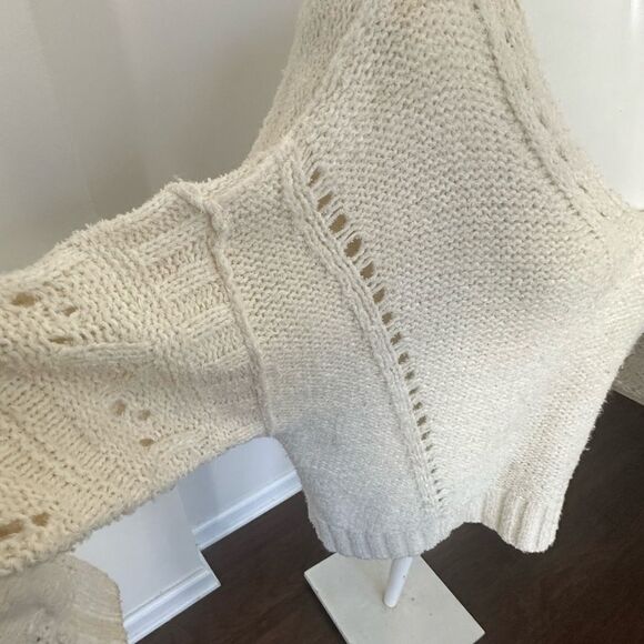 Anthropologie Pilcro Marla Ivory V-Neck Cropped Oversized Sweater XS-M - Picture 4 of 9